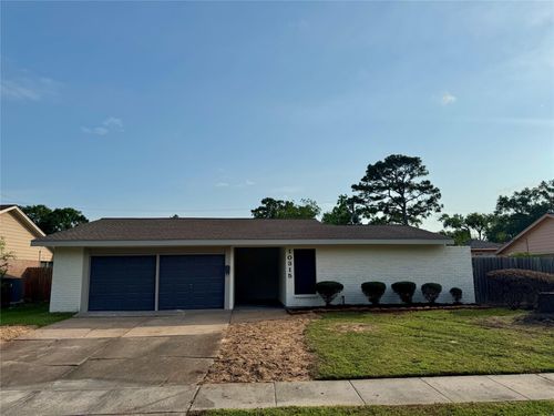10315 Carlow Ln, La Porte, TX, 77571-4211 | Card Image