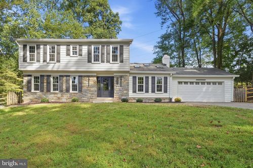 8017 Lakenheath Way, POTOMAC, MD, 20854-2737 | Card Image
