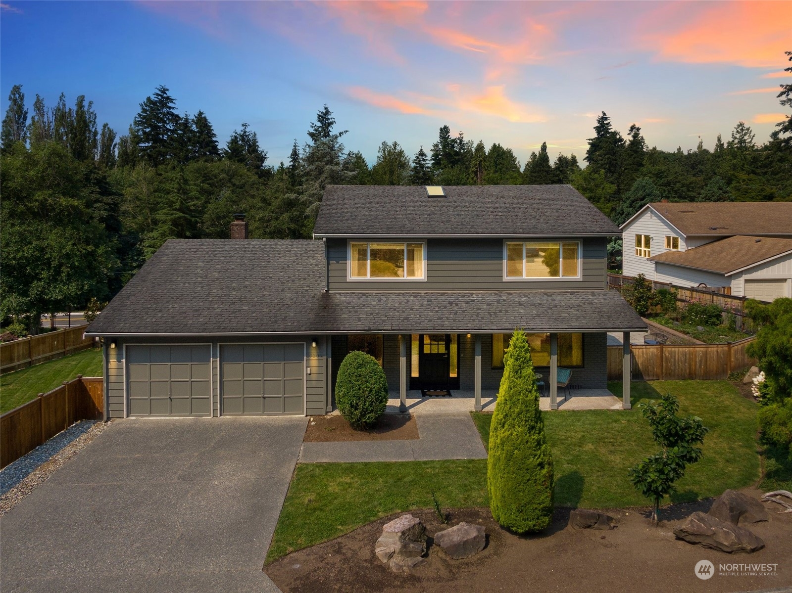 35th Pl, Lake Forest Park, WA 98155