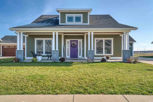 1330 Helen Ct, Boonville, IN, 47601-8618 | Card Image