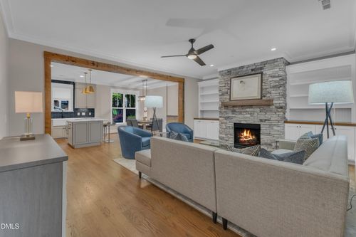 511 Hamilton Cottage Way, Raleigh, NC, 27605-1967 | Card Image