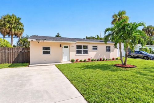 6040 Ne 6th Ave, Oakland Park, FL, 33334-1926 | Card Image