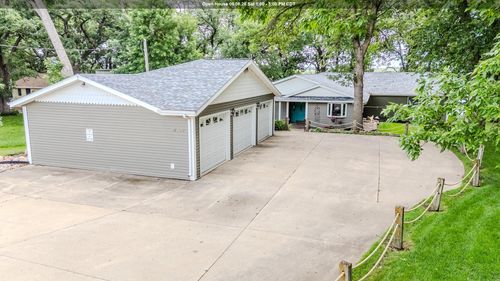 20560 232nd Ave, Milford, IA, 51351-7320 | Card Image