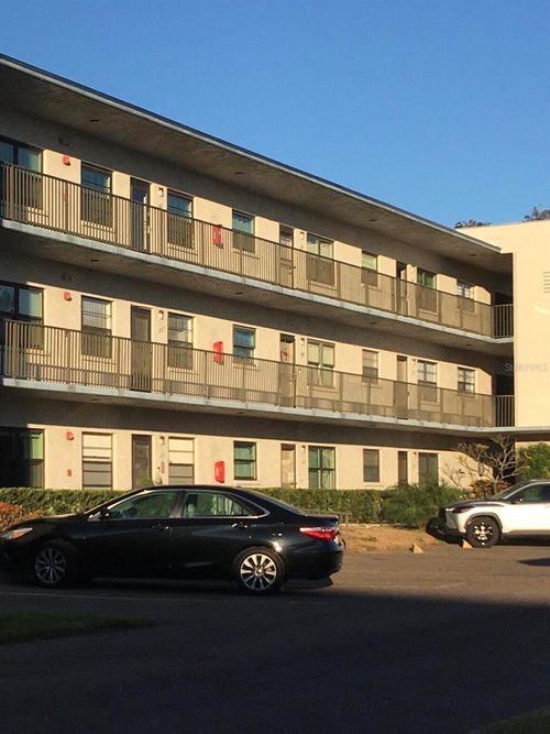 unit-104-5969 Terrace Park Dr N, ST PETERSBURG, FL, 33709-1163 | Card Image