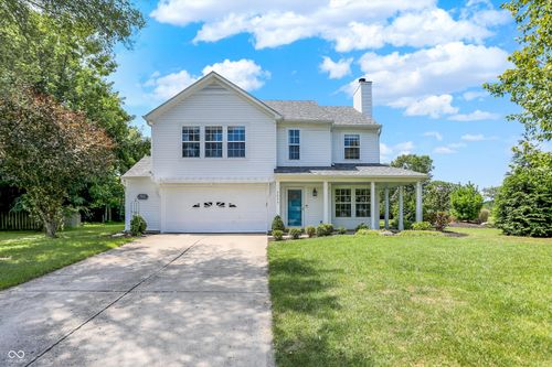 7633 Sunflower Dr, Noblesville, IN, 46062-6604 | Card Image