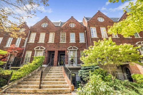 184 Bedford Rd, Toronto, ON, M5R2K9 | Card Image