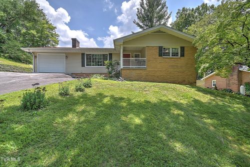 195 Pineview Dr, Bristol, VA, 24201-2457 | Card Image