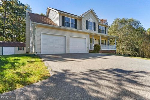 21117 Catnip Ct, LEONARDTOWN, MD, 20650-3641 | Card Image