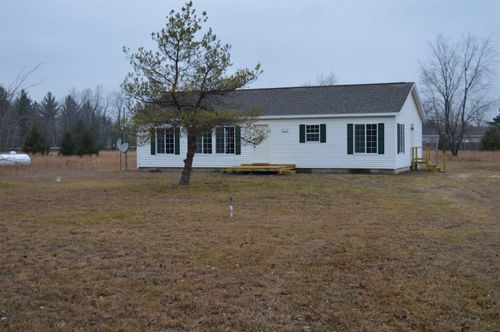 3476 Tree Ln Sw, South Boardman, MI, 49680-9442 | Card Image