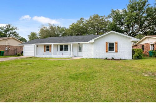 1411 28th St, Niceville, FL, 32578-2722 | Card Image