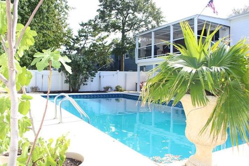 2031 Riviera Pkwy, Point Pleasant Boro, NJ, 08742-4952 | Card Image