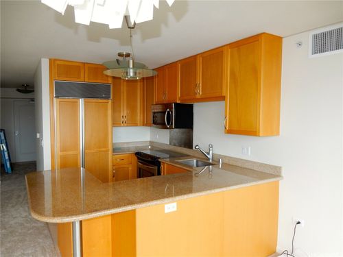 ii703-1296 Kapiolani Blvd, Honolulu, HI, 96814-2896 | Card Image
