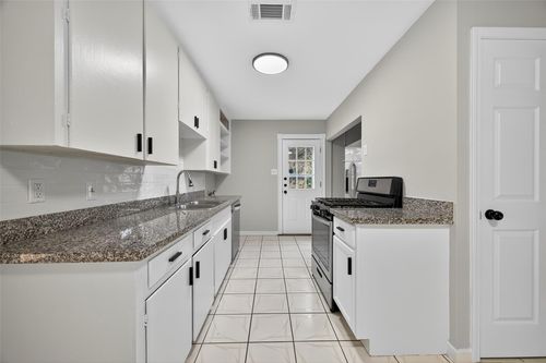 6741 Feldspar St, Houston, TX, 77092-4620 | Card Image