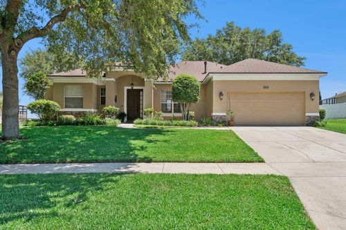 2824 Majestic Isle Dr, CLERMONT, FL, 34711-5249 | Card Image