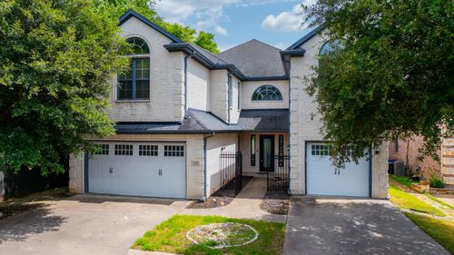 902 Saint George Pl, DeSoto, TX, 75115-2845 | Card Image