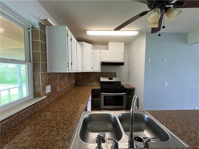 1209 W Cypress St, House other with 2 bedrooms, 1 bathrooms and null parking in Rogers AR | Image 4
