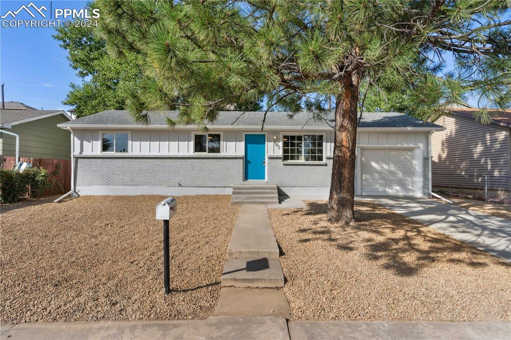 Hartford St, Colorado Springs, CO 80906