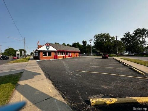 27281 Grand River Ave, Redford, MI, 48240-1608 | Card Image