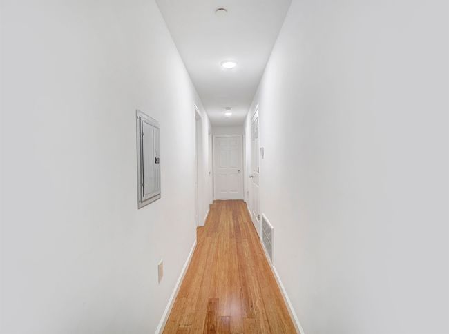 APT-2 - 517 19 Th St, Condo with 3 bedrooms, 2 bathrooms and null parking in Union City NJ | Image 17