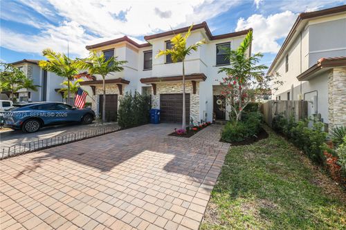 25418 Sw 108th Ct, Homestead, FL, 33032-6357 | Card Image