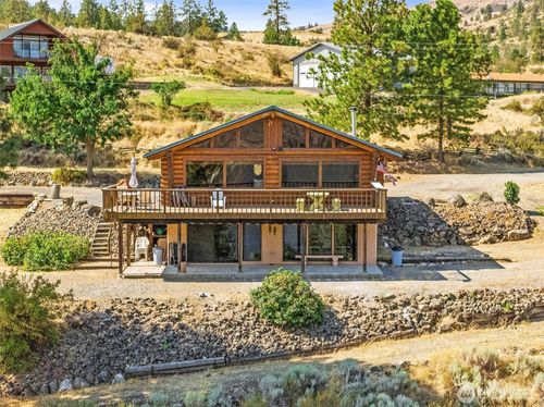 20301 Brougher Ln E, Wilbur, WA, 99185-8806 | Card Image