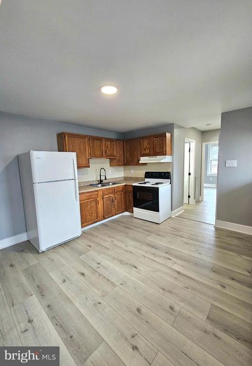 20 N 5th St, COLUMBIA, PA, 17512-1202 | Card Image