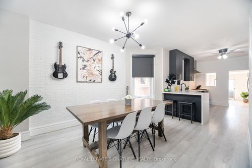 30 Somerset Ave, Toronto, ON, M6H2R4 | Card Image