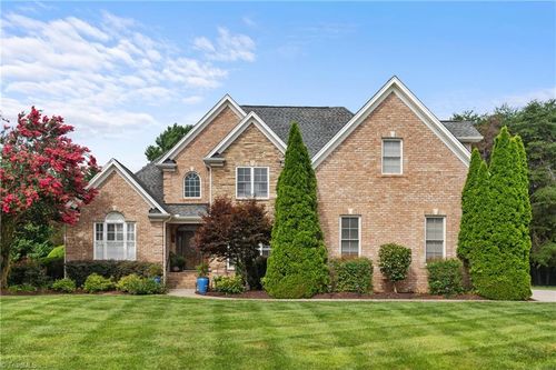 7801 Charles Place Dr, Kernersville, NC, 27284-8790 | Card Image