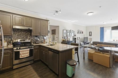 303-3611 Park Ave, Union City, NJ, 07087-6636 | Card Image