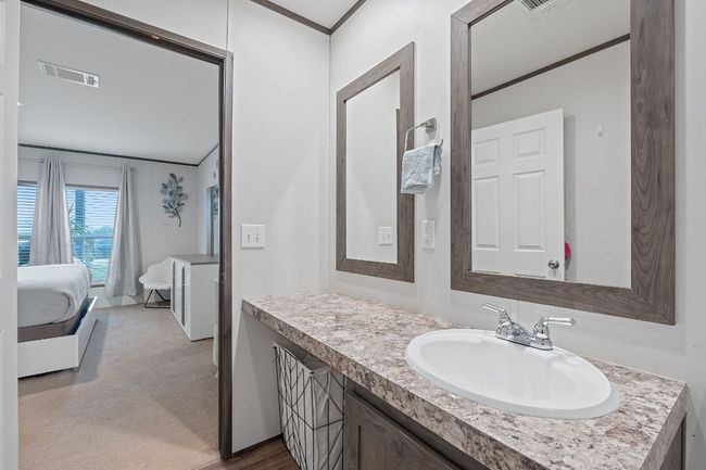 121 Fate Ct, House other with 4 bedrooms, 2 bathrooms and 4 parking in Kyle TX | Image 16