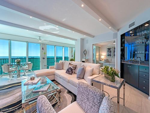 9c-7515 Pelican Bay Blvd, NAPLES, FL, 34108-6520 | Card Image