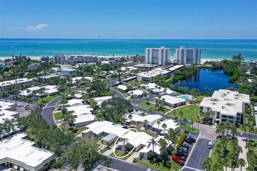 v30-143 Whispering Sands Dr, SARASOTA, FL, 34242-1628 | Card Image