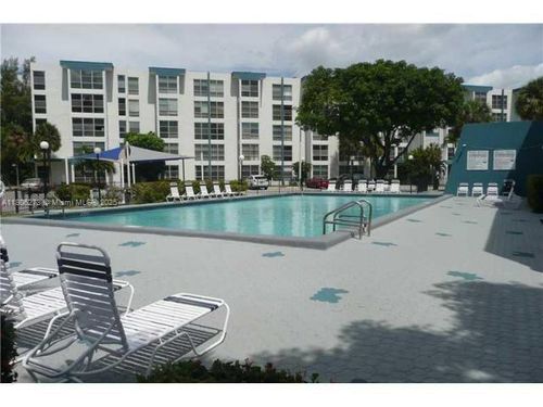 apt-411-17560 Atlantic Blvd, Sunny Isles Beach, FL, 33160-0060 | Card Image