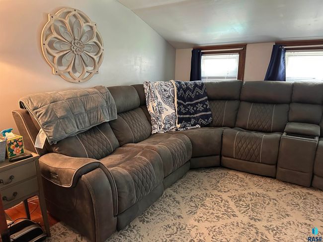 44415 Us Highway 18, House other with 3 bedrooms, 2 bathrooms and null parking in Freeman SD | Image 60