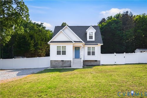 15508 Richmond St, Chester, VA, 23836-6431 | Card Image