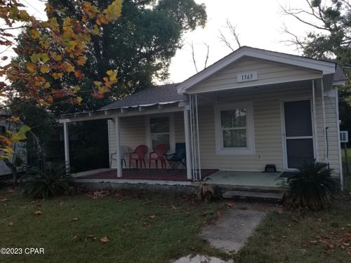 1565 Chandlee Ave, Panama City, FL, 32405-4612 | Card Image