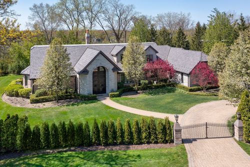 1630 Ridge Rd, Highland Park, IL, 60035-2137 | Card Image