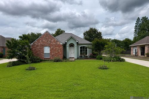 18476 Lake Camellia Ave, Baton Rouge, LA, 70817-9511 | Card Image