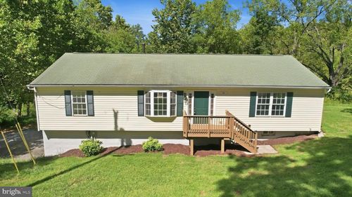 54 Memory Ln, LINDEN, VA, 22642-5765 | Card Image
