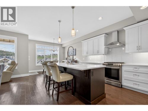 17-875 Stockley St, Kelowna, BC, V1P1S4 | Card Image