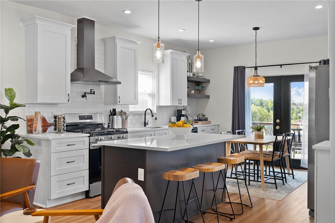 Residential in Banksville/Westwood 4