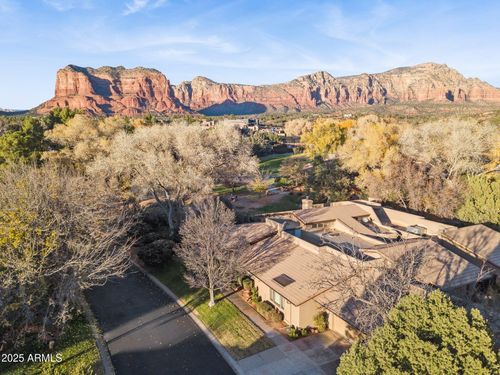 239 Canyon Mesa Dr, Sedona, AZ, 86351-7828 | Card Image