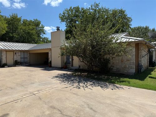 b-2106 Conestoga Trl, Austin, TX, 78744-3506 | Card Image