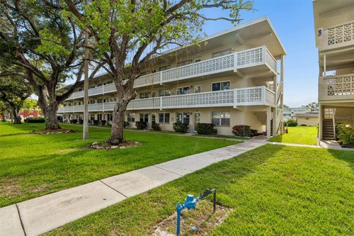 125-8101 11th Street N, ST PETERSBURG, FL, 33702 | Card Image