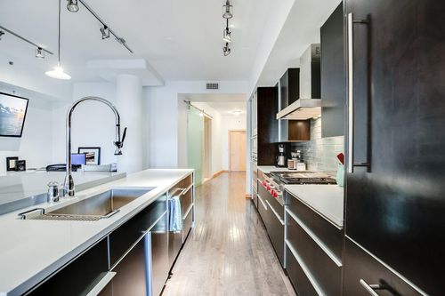 apt-305-408 N 1st St, Minneapolis, MN, 55401-3318 | Card Image