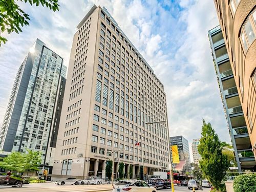 419-111 St Clair Ave W, Toronto, ON, M4V1N5 | Card Image