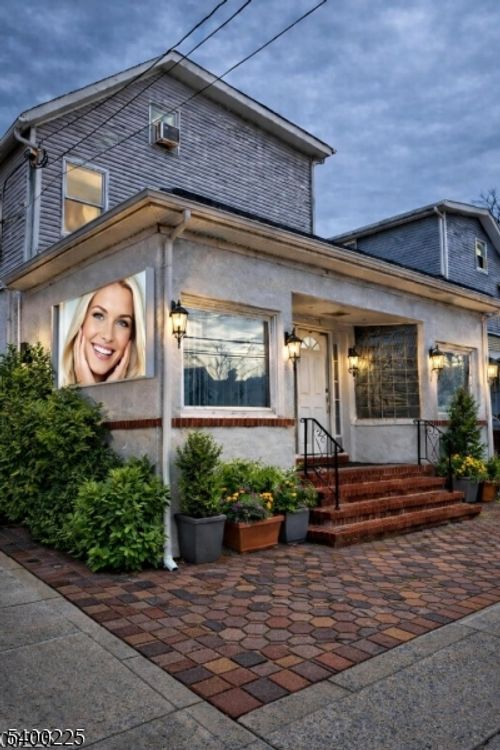 110 Watchung Ave, North Plainfield, NJ, 07060-1210 | Card Image