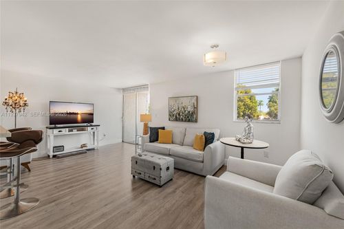 apt-3a-1250 Alton Rd, Miami Beach, FL, 33139-3866 | Card Image