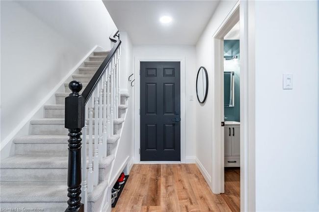 16 Hemlock Way, Townhouse with 2 bedrooms, 2 bathrooms and 3 parking in Grimsby ON | Image 23