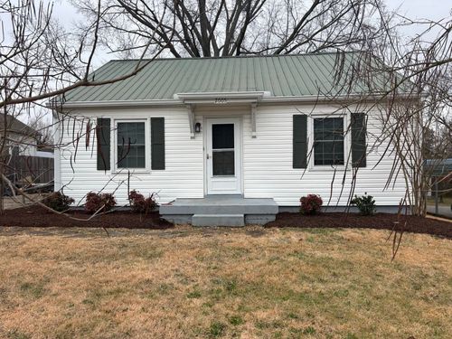 2005 Highland Ave, Columbia, TN, 38401-4001 | Card Image